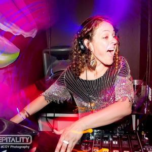 Meet your Posher, Kimmy